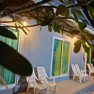 Ozone Huts Ko Lanta
