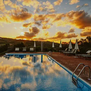 https://pianirossi.it-tuscanyhotel.com