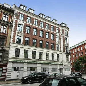 Hotel 9 Sma Hjem **