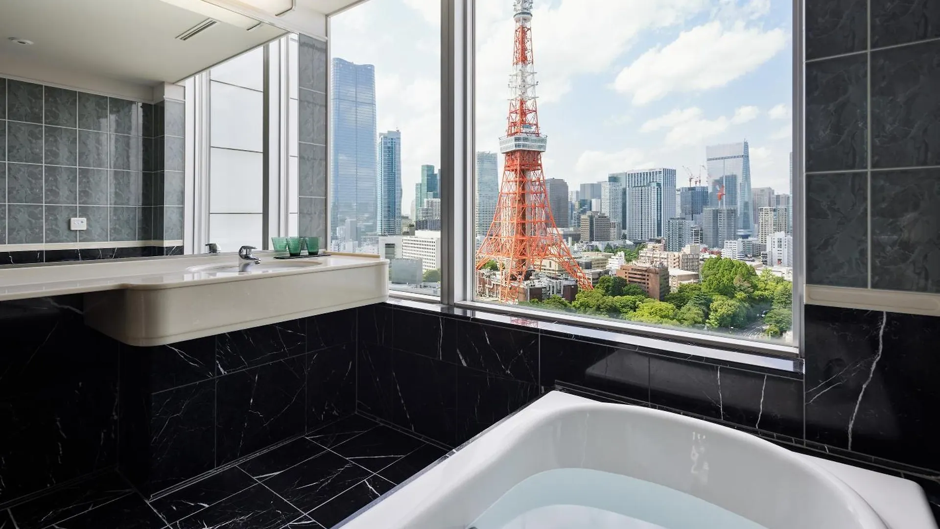 The Prince Park Tower Tokyo - Preferred Hotels & Resorts, Lvx Collection